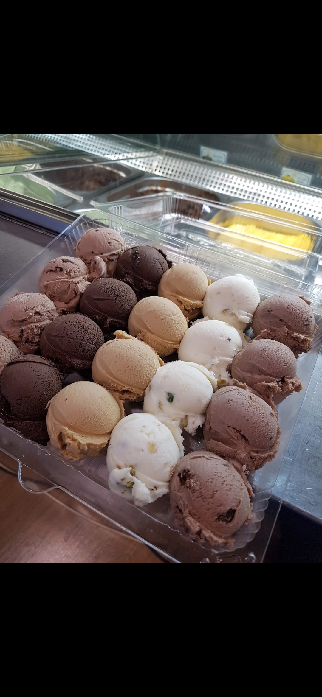 بستنی کیلویی